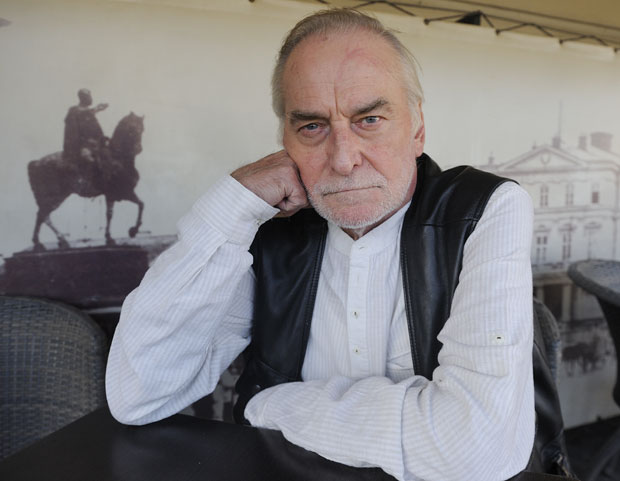 УЗУНОВИЋ О НАВОДНОМ НАПАДУ НА БАЛЕРИНУ: Нисам крив, тужићу све!